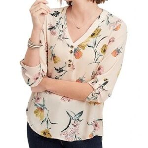 Maurices Women S Light Pink V-Neck 3/4 Sleeves Floral Double Button Blouse NWT